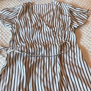 NWOT GAP midi wrap dress
